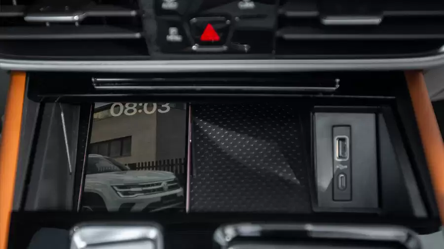 Volkswagen Teramont President Vip &#8211; Màu Đen