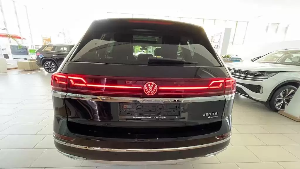 VW Teramont President Vip &#8211; Màu Xanh