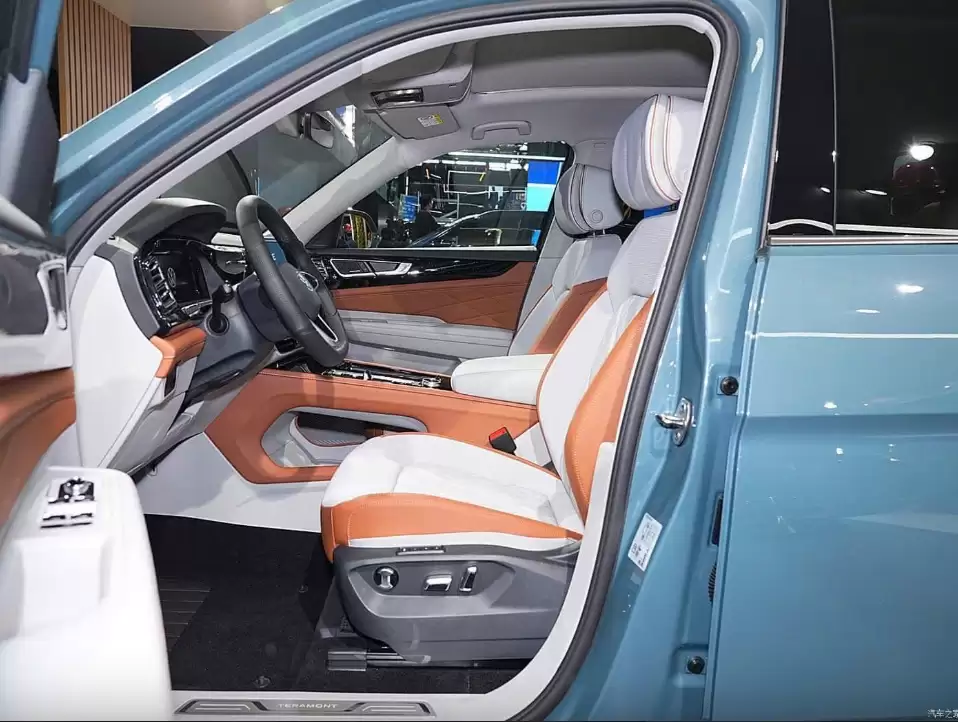 VW Teramont President Vip &#8211; Màu Xanh
