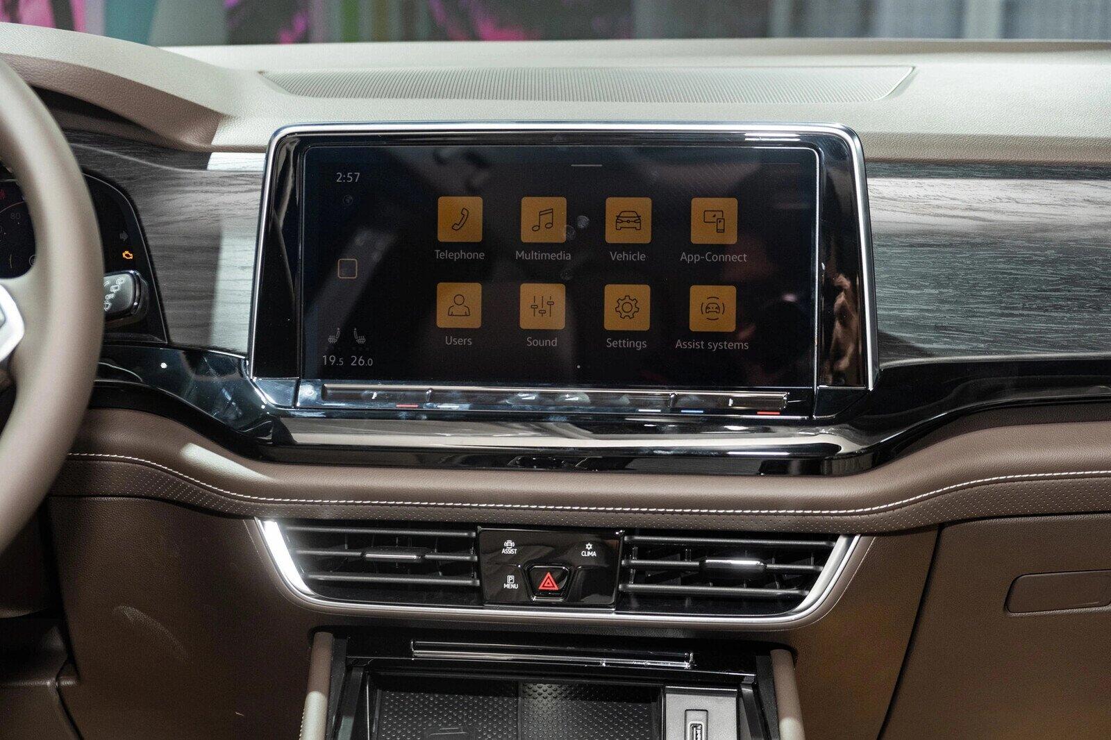 Volkswagen Viloran Premium 2025