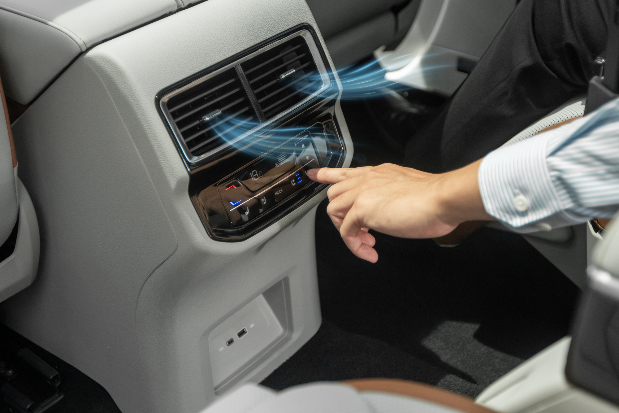 Volkswagen Teramont President 6 chỗ Hot 2025