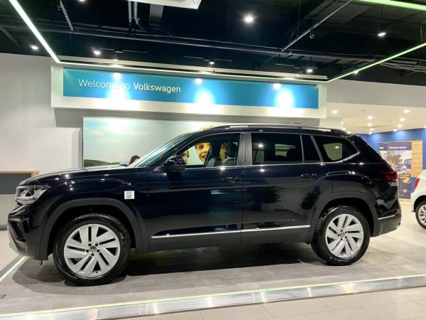Volkswagen Teramont Base 7 Chỗ