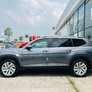 Teramont X Platinum – Màu Đen