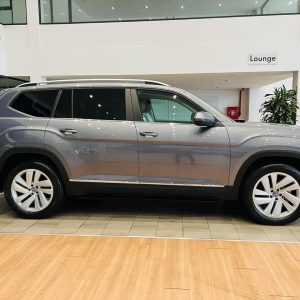 Teramont X Platinum – Màu Đen