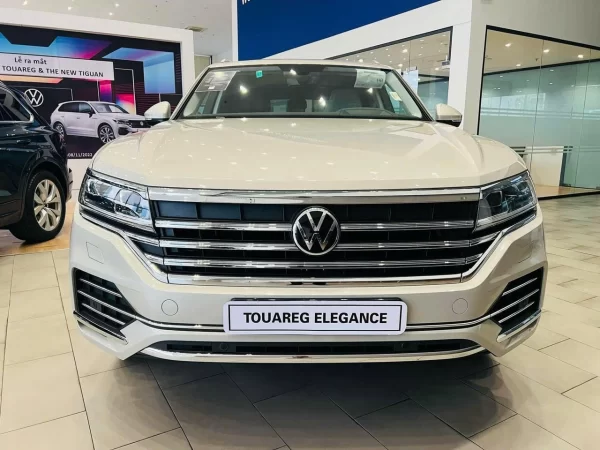 Volkswagen Toureg Luxury – Màu Xanh
