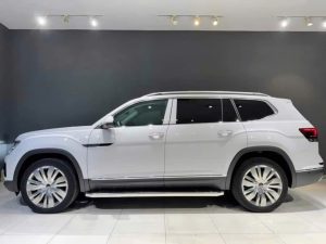 Volkswagen Teramont President Vip – Màu Đen