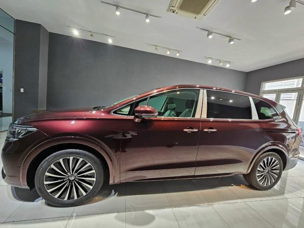 Volkswagen Viloran Luxury 2025