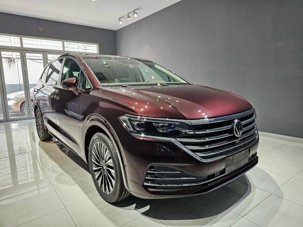 Volkswagen Viloran Luxury 2025